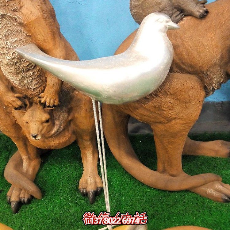 不銹鋼城市地標(biāo)雕塑--為景觀廣場增添點(diǎn)綴