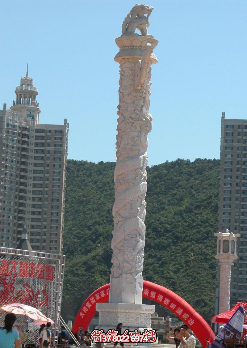 精美大理石雕刻龍柱家具帶您置身于古典廣場(chǎng)