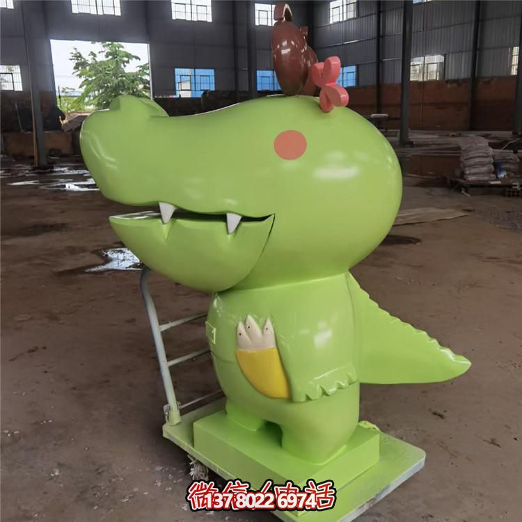 卡通鱷魚(yú)公仔擺件