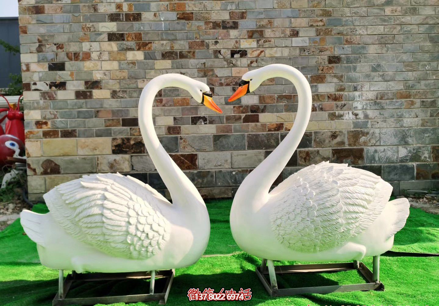 城市街邊切面玻璃鋼材質(zhì)天鵝雕塑 城市街邊切面玻璃鋼材質(zhì)天鵝雕塑