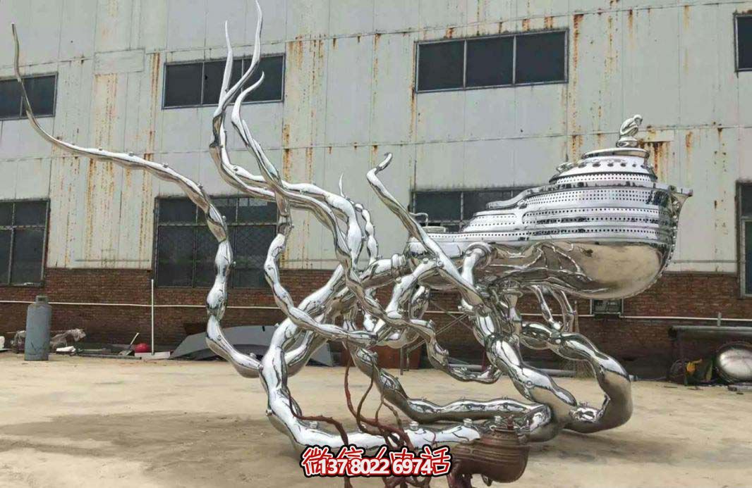 商業(yè)街戶外擺放造型奇特鏡面不銹鋼船雕塑 商業(yè)街戶外擺放造型奇特鏡面不銹鋼船雕塑